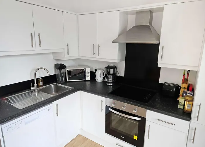 City Centre Apartment With Wifi And Self Check-In!