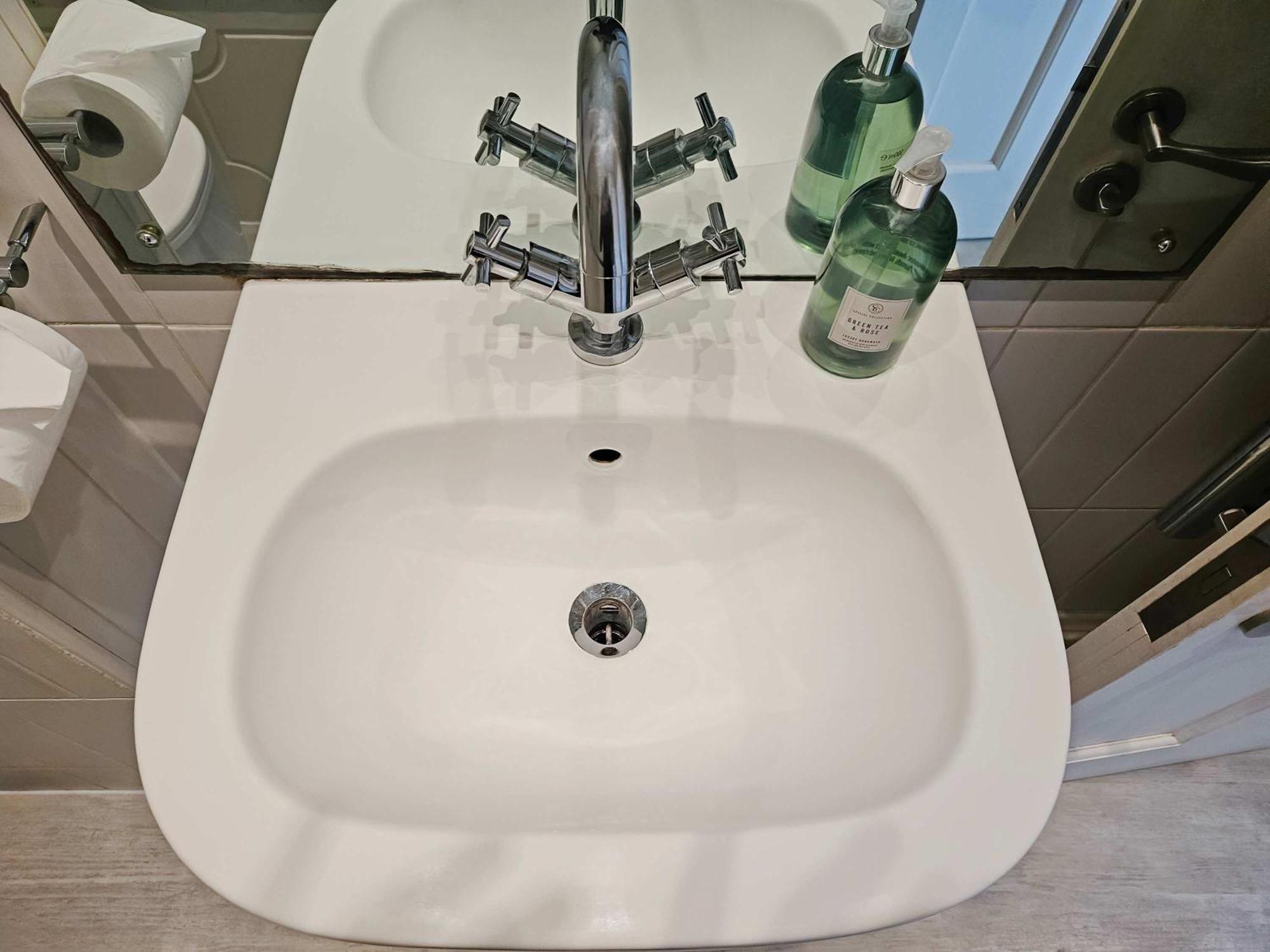 Centre With Wifi And Self Check-in! Apartment *